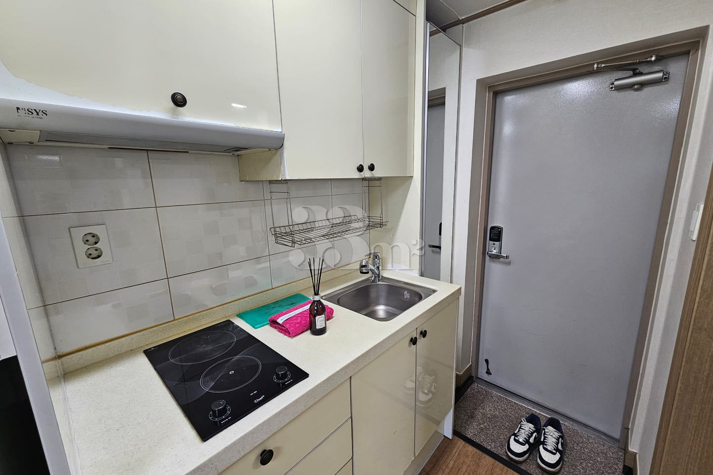 Two-Room Unit 207 7th image