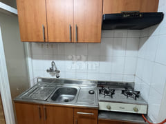 Room 201 9th image