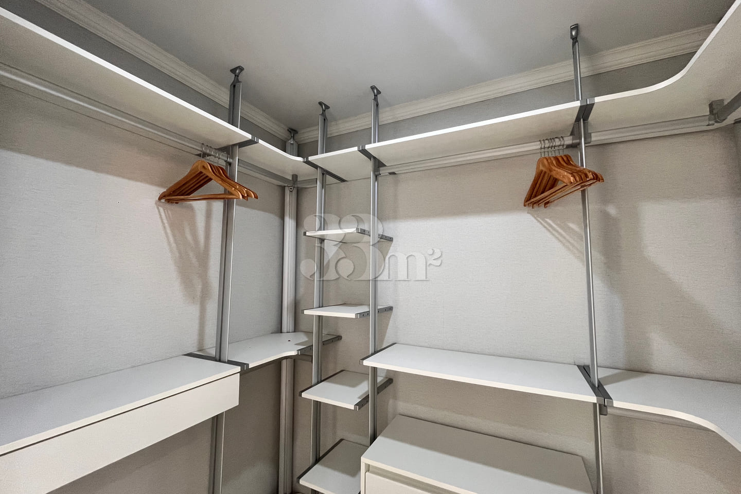Hermen Building G, Room 201 3th image