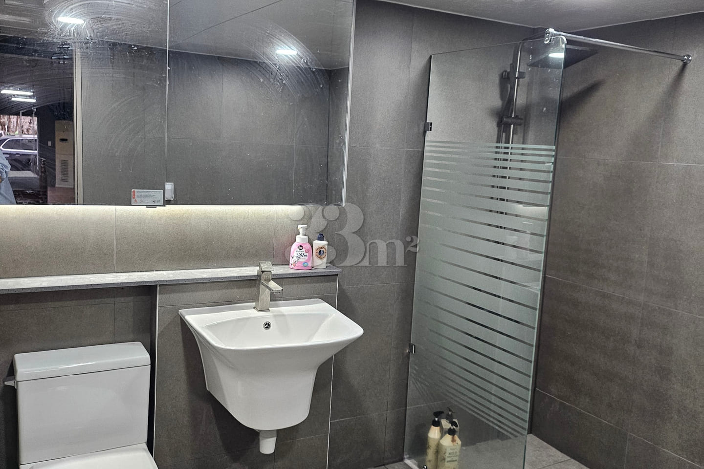 Recently renovated—an amazing home! ♡ 18th image