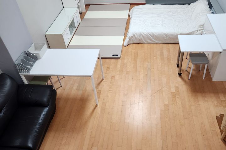 In front of Yatap Station / Duplex / Sleeps 6 0th image