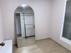Near Gunja Station / Fully Remodeled! 7th image