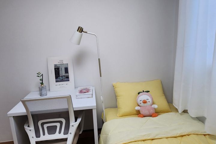 충북대복대동3룸침대5개 3번째 이미지