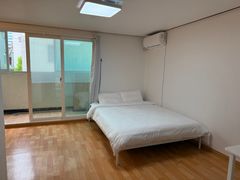 홍대입구역 3분-R33 8번째 이미지