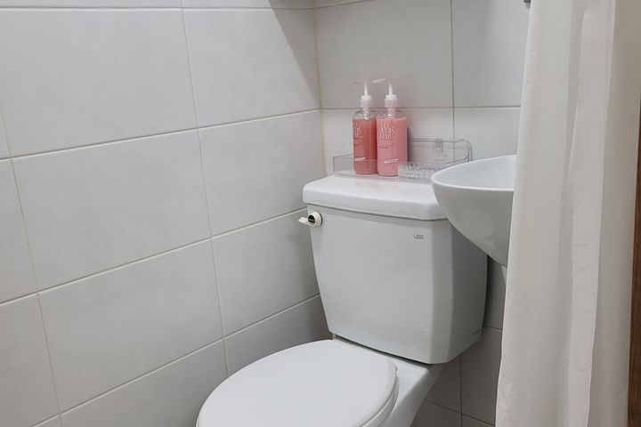 One-room apartment, 4th floor, 3 minutes from 8th image