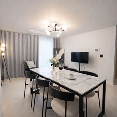 Parking available/Near subway station/3 bedro Unit Image