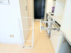 Fully furnished/Gigabit internet/New 6th image