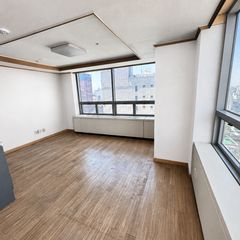City View in Hongdae, Right by the Station 🌆 Unit Image