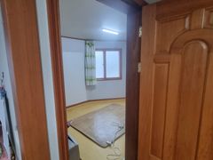 Donghae City 3-Room Unit – Super Special Pric 3th image