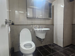 Spacious, fully-furnished studio apartment in 8th image