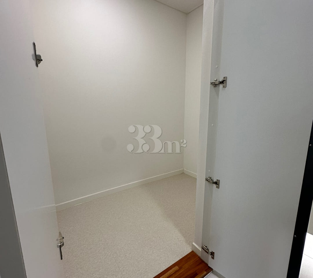 Newly built spacious two-room unit; parking a 16th image