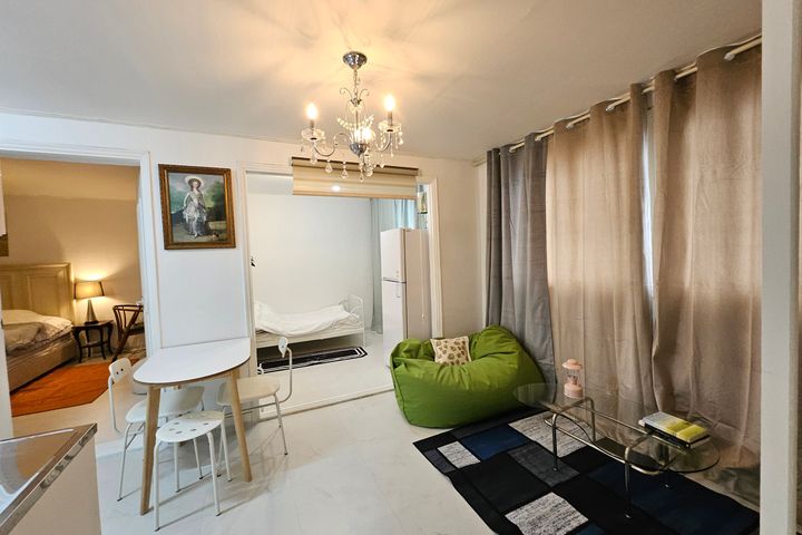 Pleasant two-room apartment for rent in Uijeo 1th image