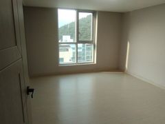 Jeonggwan Riverside Officetel A 7th image