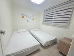Clean, modern house. 6th image