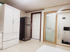 Parking available, fully furnished studio apa 1th image