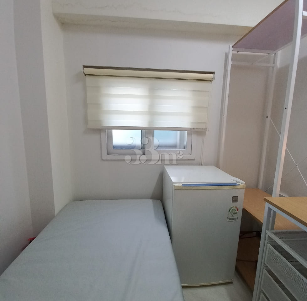 Room with a clean window near Sadang Station 1th image