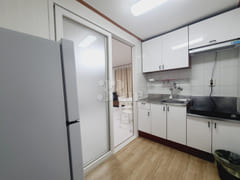 Dujeong-dong, spacious room with 1 queen bed 7th image