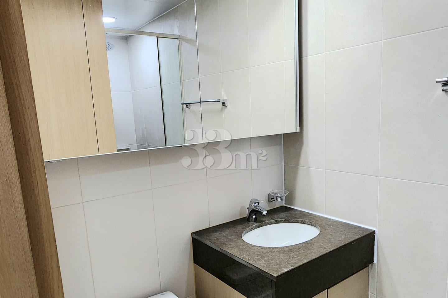 Fully-furnished studio apartment near Jeju Po 11th image