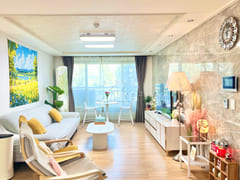 3-Room Home Adjacent to a Park in Samsan, Uls 0th image