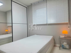 Mid-century room at Geumgok Station 5th image