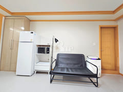 Spacious 2-room unit – thoroughly cleaned / 4 3th image