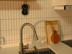 🎨Luxury Remodeled Apartment with a Great Vie 13th image