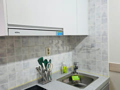 Fully Furnished Unit B (4-Minute Walk from Bo 9th image