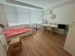 Minimalist House 0th image