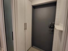 신사역 화이트 그레이 5번째 이미지