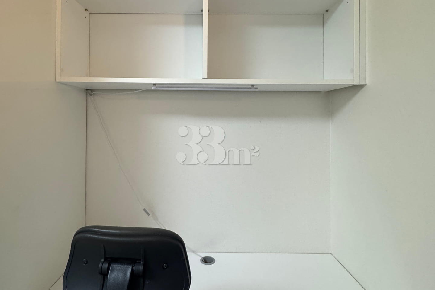 Studio apartment with a separate kitchen (Gwa 4th image