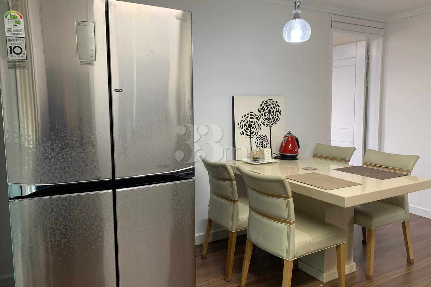 Quiet home with 3 bedrooms and 2 bathrooms 15th image