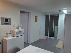 Two-bedroom apartment in Gangnam/Sinnonhyeon/ 13th image