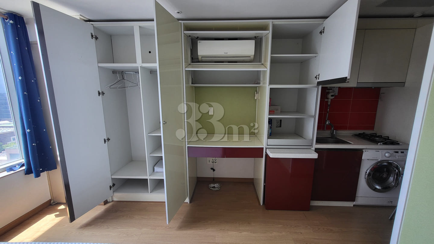 ๐ Neat, Convenient, Fully Furnished Studio 5 0th image