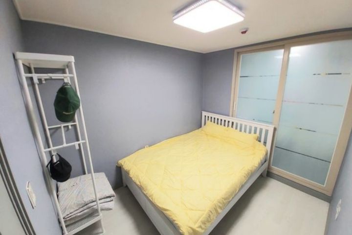 Fully furnished apartment in the Gunpo Statio 3th image