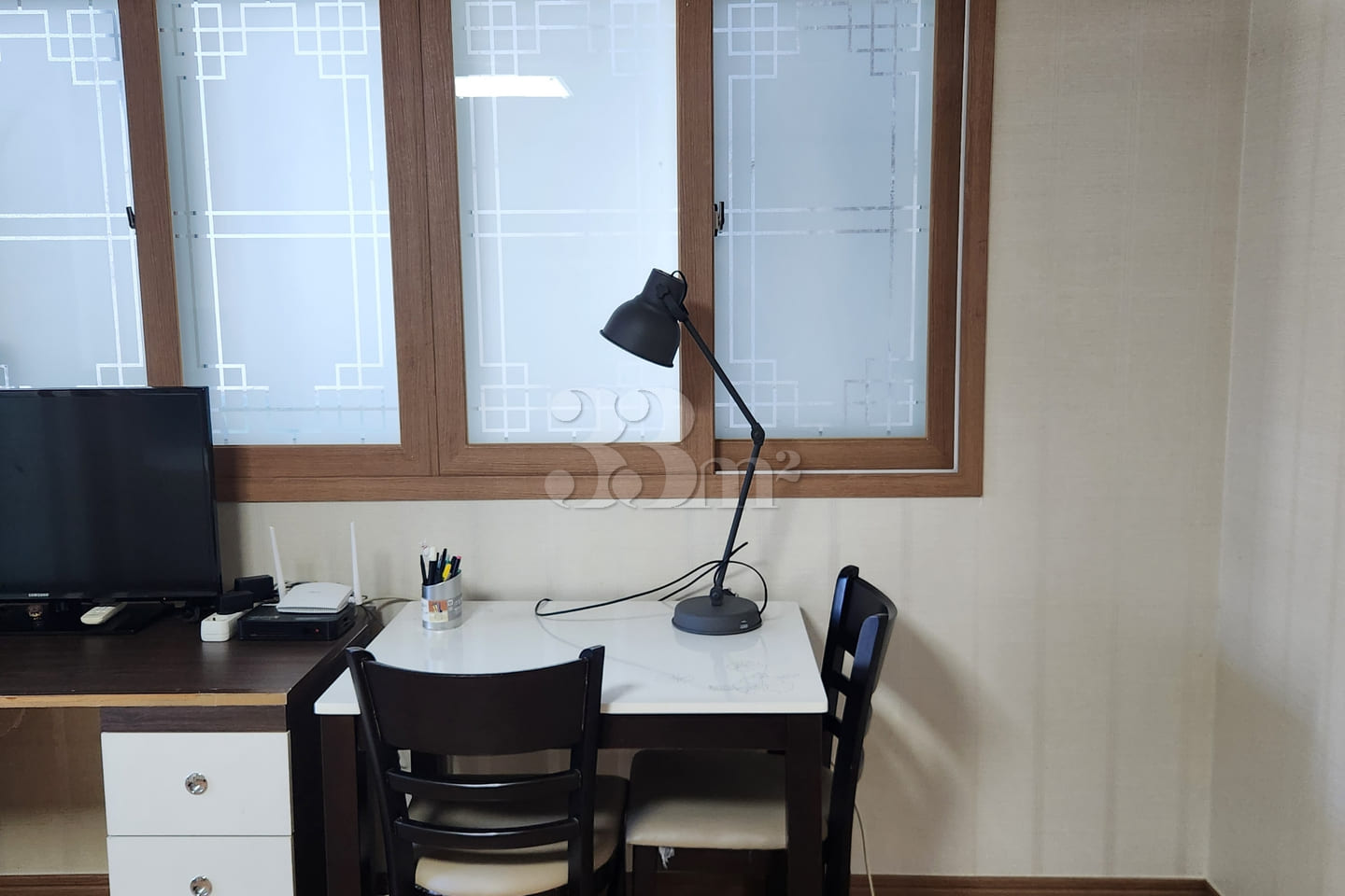 Studio apartment with separate room/balcony 8th image