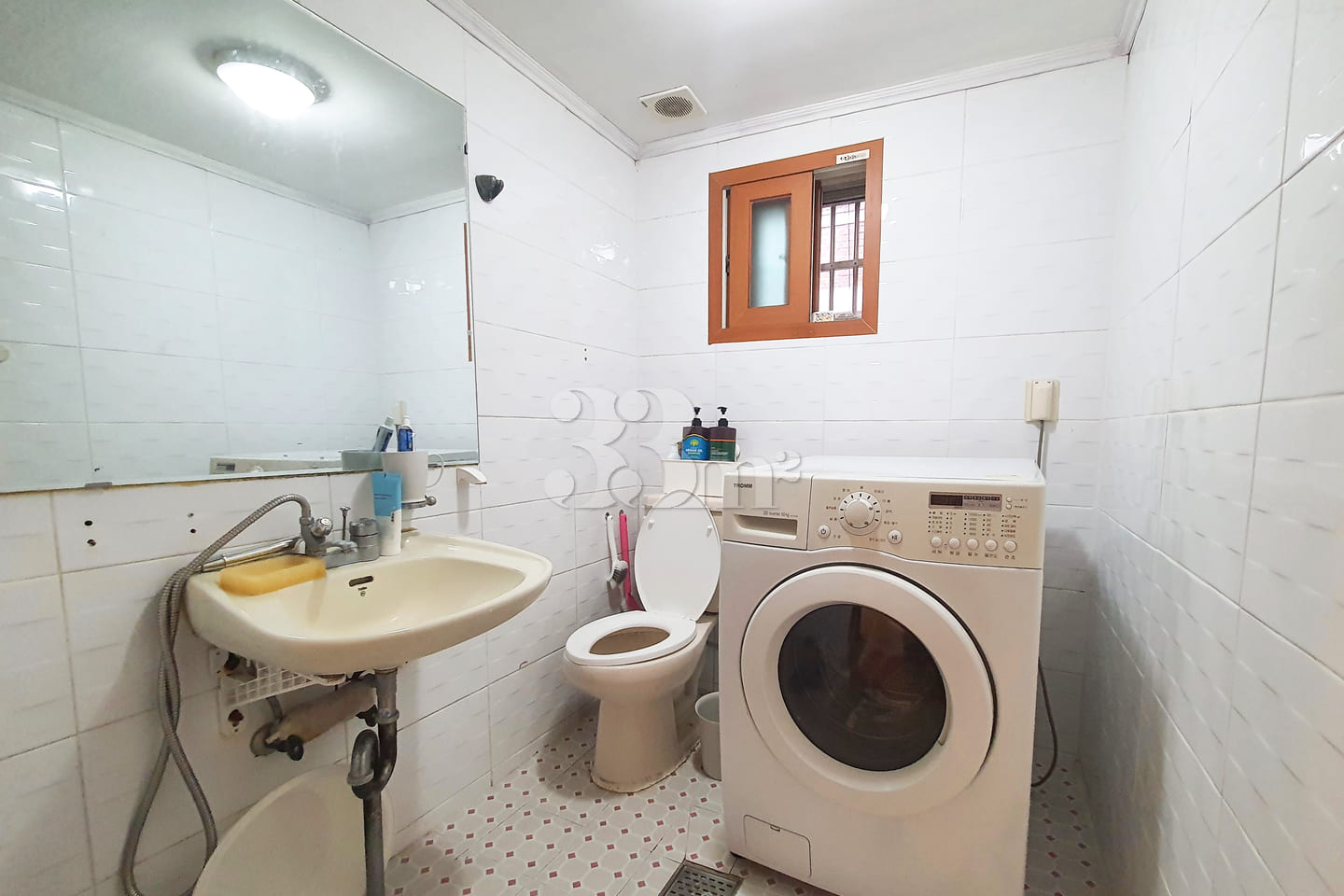 15-pyeong, two-room apartment, 5 minutes from 6th image