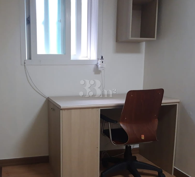 Great value for money, fully furnished studio 5th image