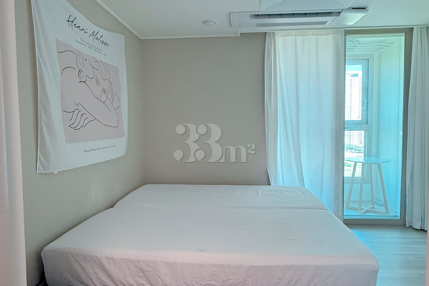 3 bedrooms, 2 bathrooms, spacious living room 7th image