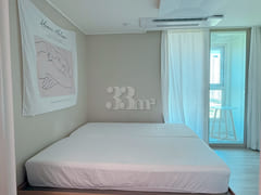 3 bedrooms, 2 bathrooms, spacious living room 7th image