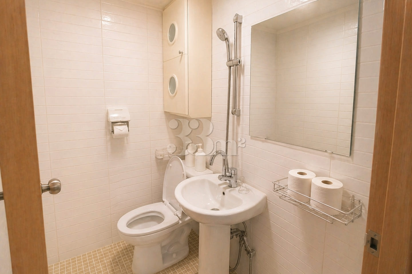 Within walking distance of Gojan Station and  6th image