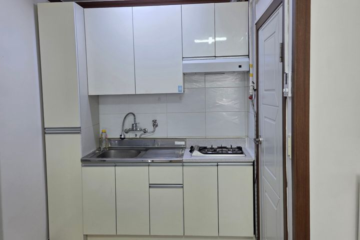 Comfortable studio apartment in Jung-gu, Daeg 5th image