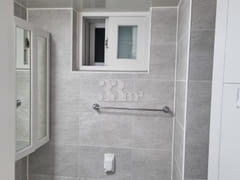 Room 203 17th image
