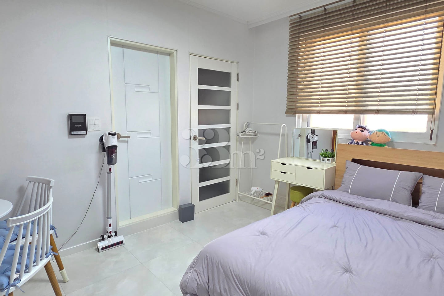 Cost-effective studio apartment with a separa 9th image