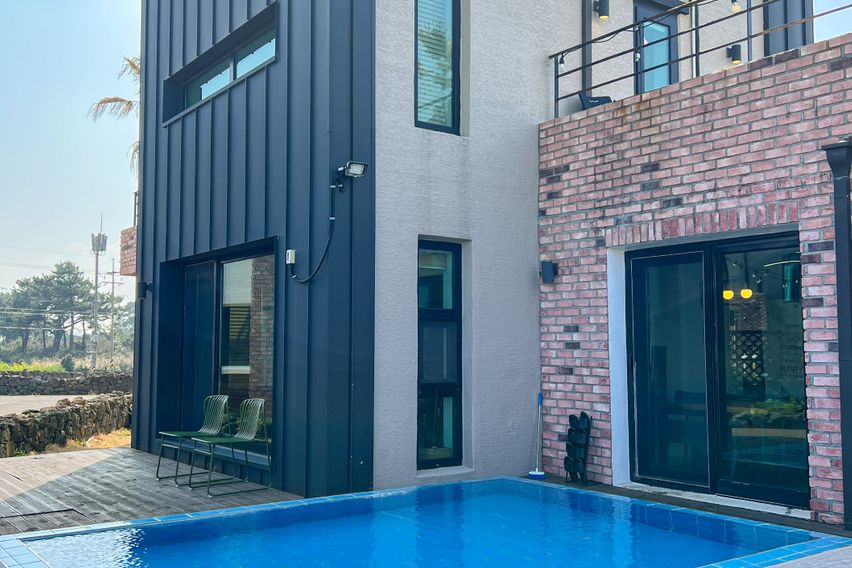 Private Pool Villa in East Jeju 15th image