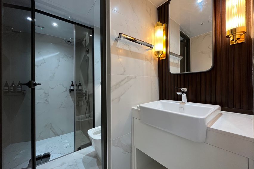 강남 신축1.5룸 3인