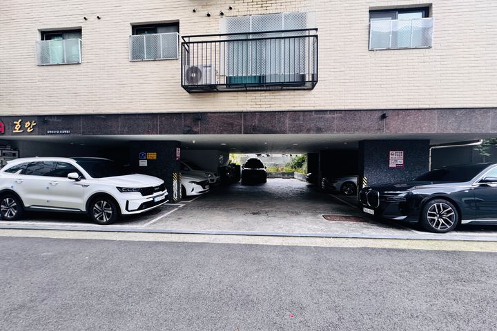 7 minutes from Yeonsinnae Station / Luxury tw 16th image