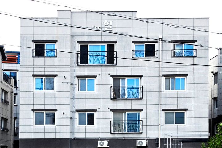 Newly Built 3-Room Unit 202 in Yeosu 9th image