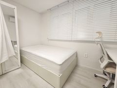 Room C-2 3번째 이미지
