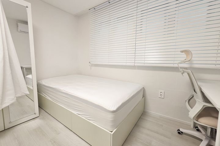 Room C-2 3번째 이미지