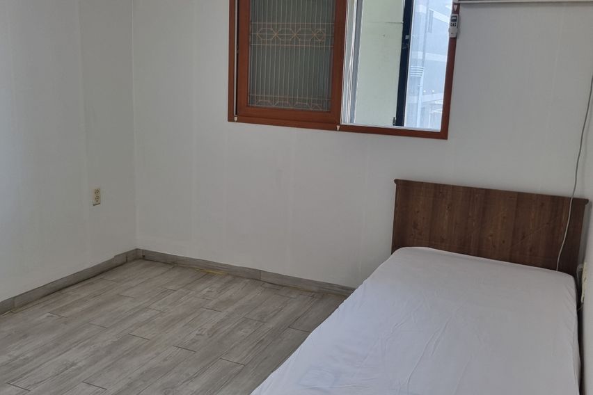 # 편안한투룸 충대앞!